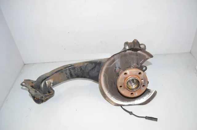 Rear Right Wheel Hub