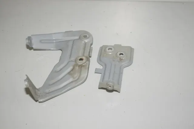 Front Left Fender Holder