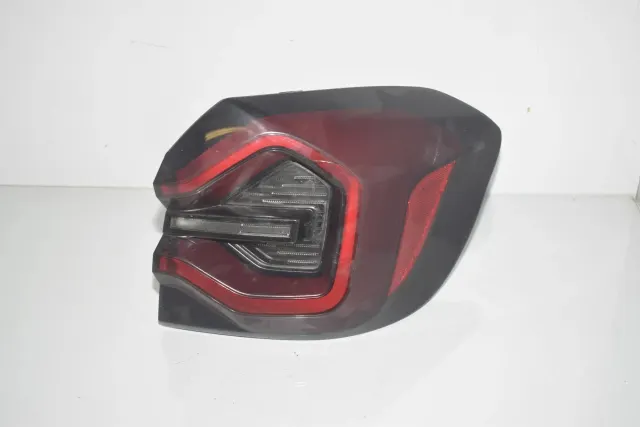 Rear Right Tail Light