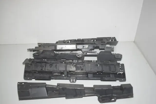 Sideskirt Bracket