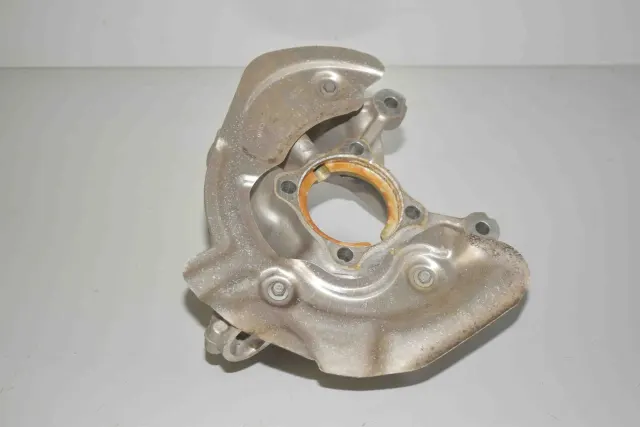 Front Left Wheel Hub