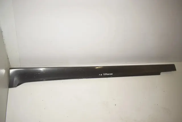 Left Side Plastic Sideskirt Cover
