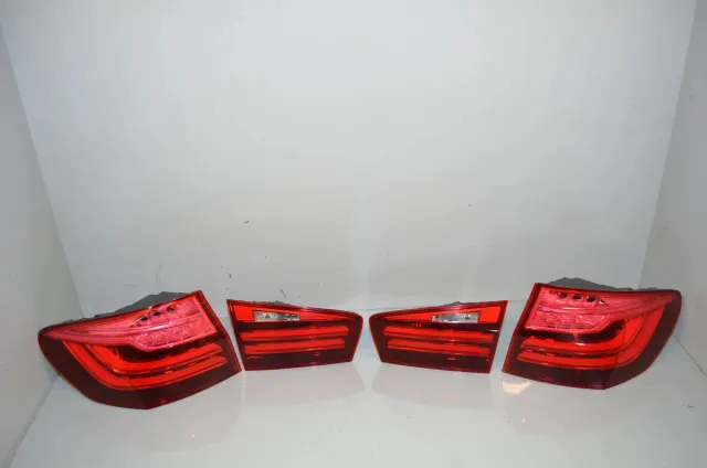Rear Tail Light Set