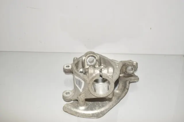 Front Right Wheel Hub