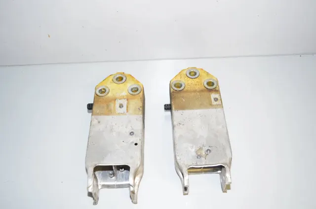 Right Side Crash Absorber