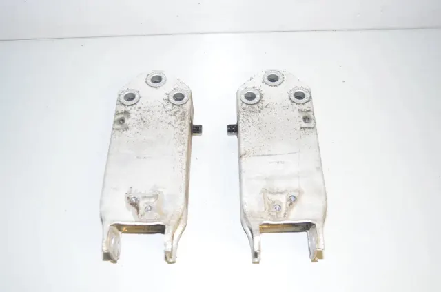 Right Side Crash Absorber