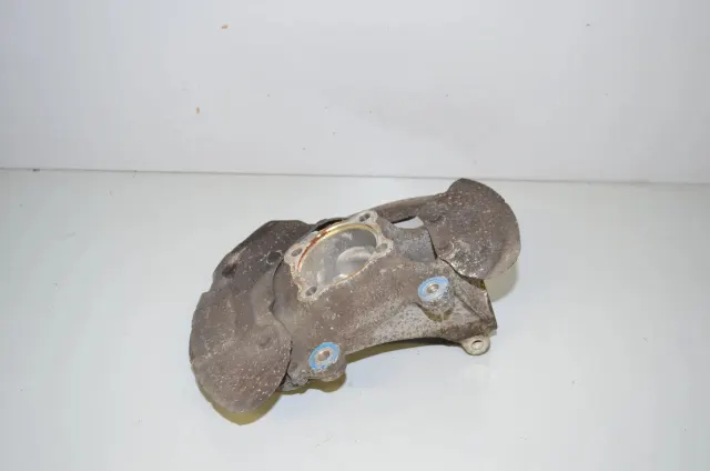 Front Left Wheel Hub