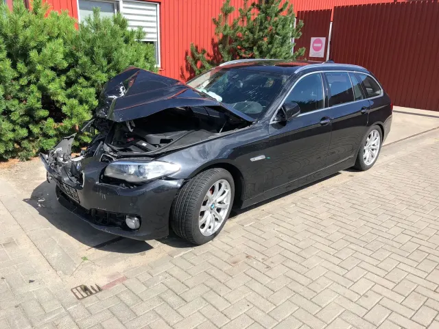 BMW 5 Touring (F11) 530 d 2013