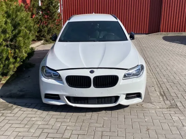 BMW 5 Touring (F11) M 550 d xDrive 2016