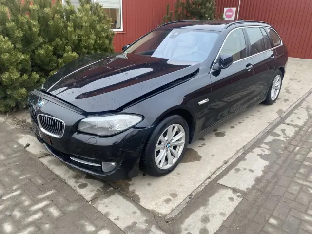 BMW 5 Touring (F11) 530 d xDrive 2013
