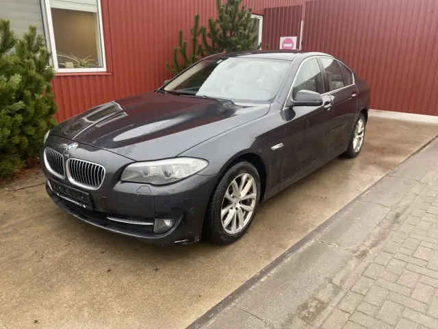 BMW 5 (F10) 530 d xDrive 2012