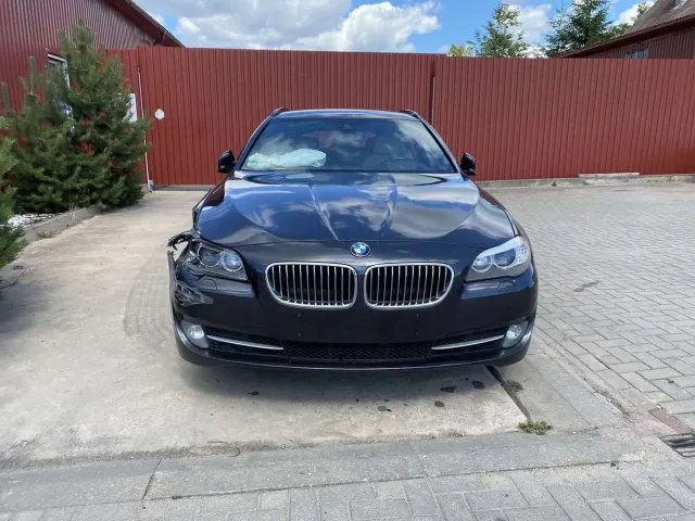BMW 5 Touring (F11) 530 d 2013