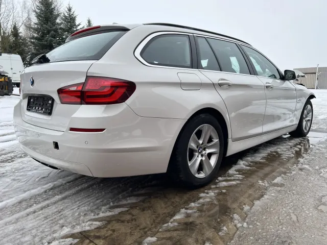 BMW 5 Touring (F11) 530 d xDrive 2011