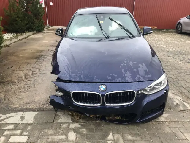 BMW 3 (F30, F80) 330 d 2013