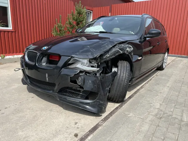 BMW 3 Touring (E91) 330 d xDrive 2011