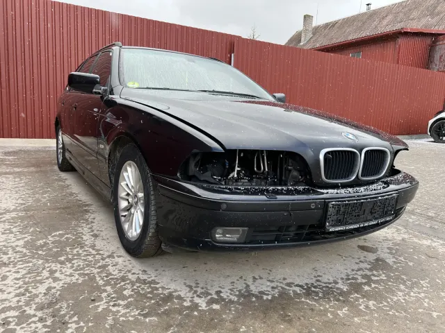 BMW 5 Touring (E39) 530 d 2002