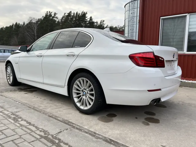 BMW 5 (F10) 530 d 2011