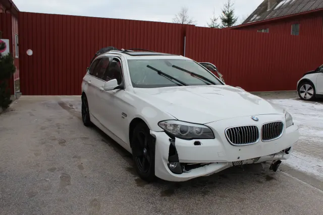 BMW 5 Touring (F11) 530 d xDrive 2011