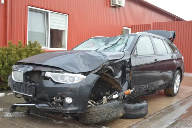 BMW 3 Touring (F31) 320 i 2013