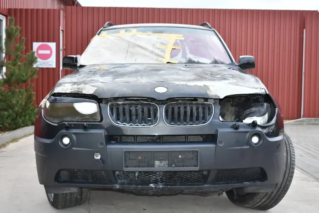 BMW X3 (E83) 3.0 i xDrive 2004