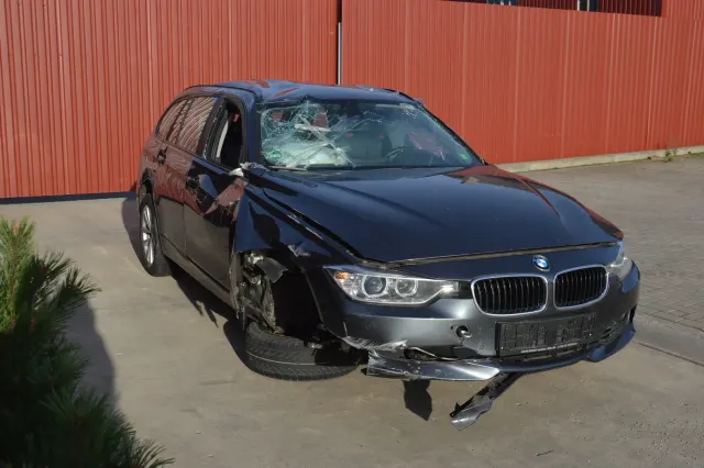 BMW 3 Touring (F31) 330 d 2012