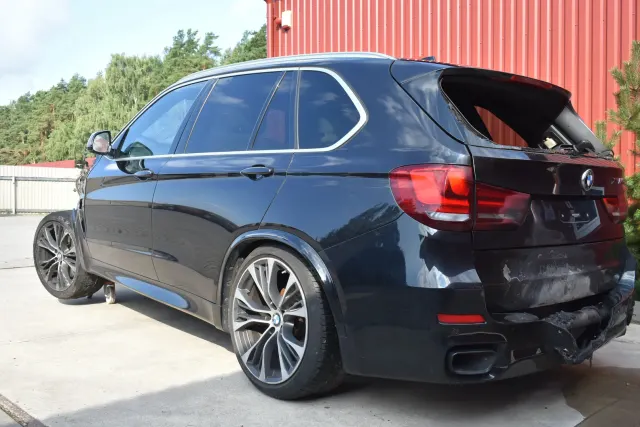 BMW X5 (F15, F85) M 50 d 2015