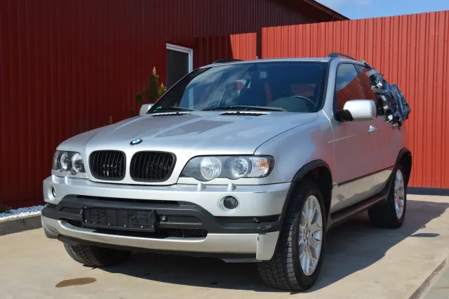 BMW X5 (E53) 4.6 is 2002