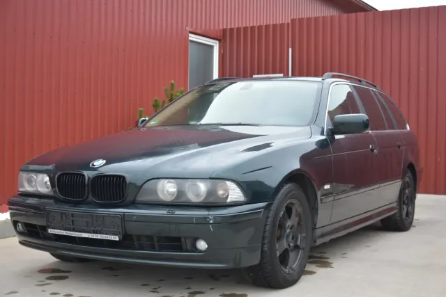 BMW 5 Touring (E39) 525 d 2001