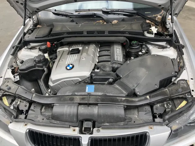BMW 3 (E90) 325 xi 2007