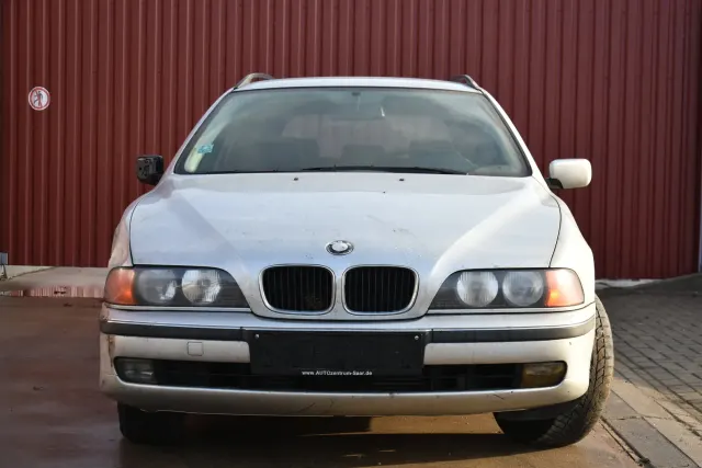 BMW 5 Touring (E39) 525 d 2000