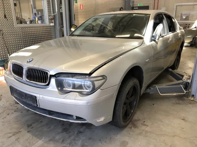 BMW 7 (E65, E66, E67) 745 i, Li 2003
