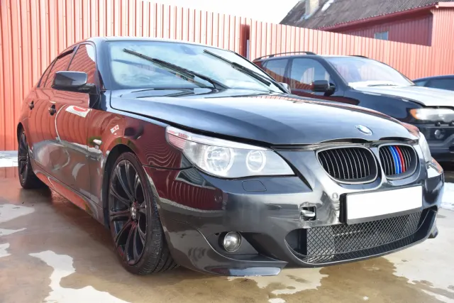 BMW 5 (E60) 523 i 2005