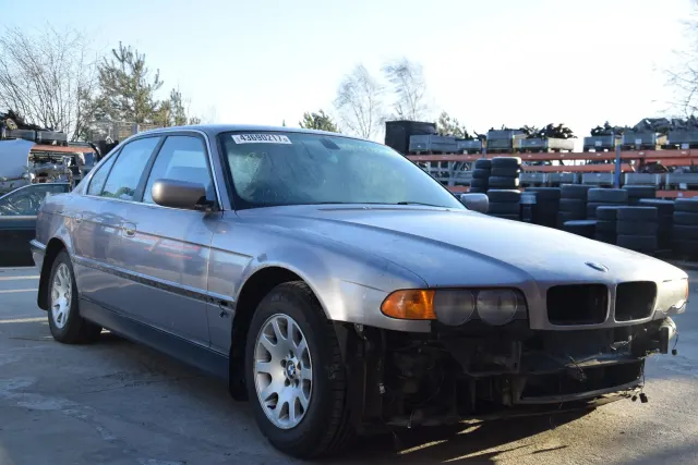 BMW 7 (E38) 728 i, iL 1999