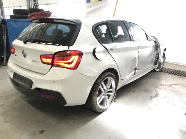 BMW 1 (F20) 120 d xDrive 2015