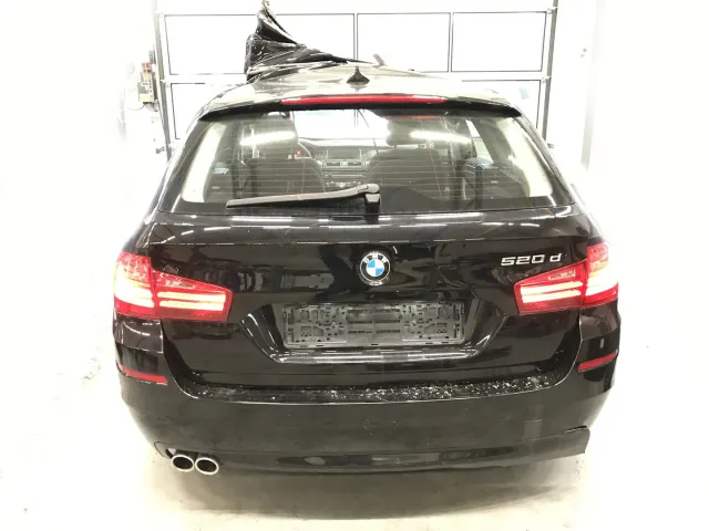 BMW 5 Touring (F11) 520 d 2013