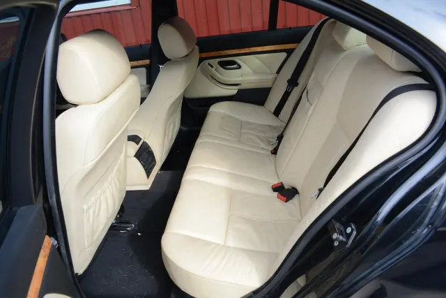 BMW 5 (E39) 530 i 2003