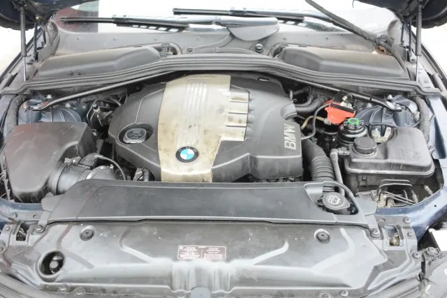 BMW 5 (E60) 520 d 2007