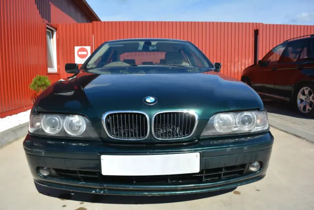 BMW 5 (E39) 525 d 2002