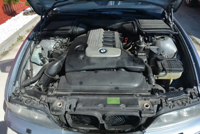 BMW 5 (E39) 530 d 2002