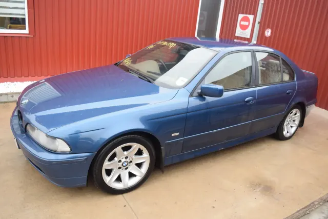 BMW 5 (E39) 525 d 2002