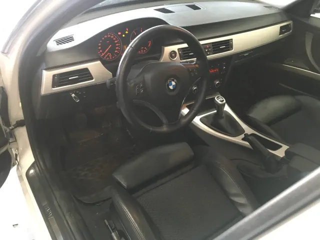 BMW 3 Touring (E91) 320 d 2010