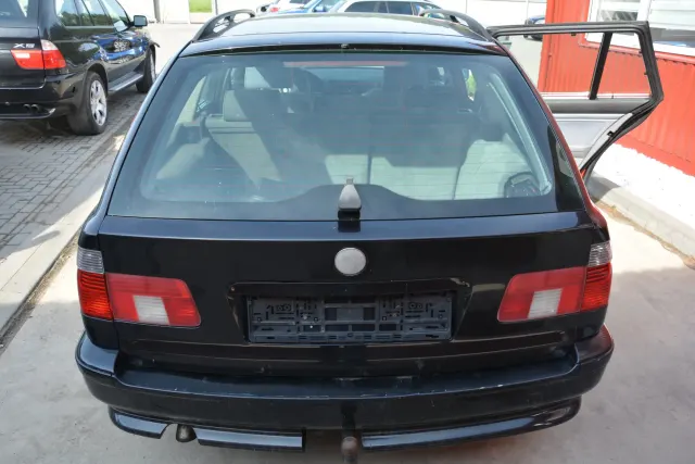 BMW 5 Touring (E39) 525 d 2001