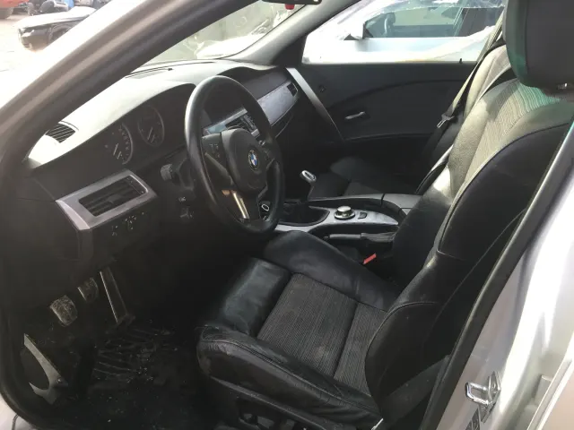 BMW 5 (E60) 525 i 2003