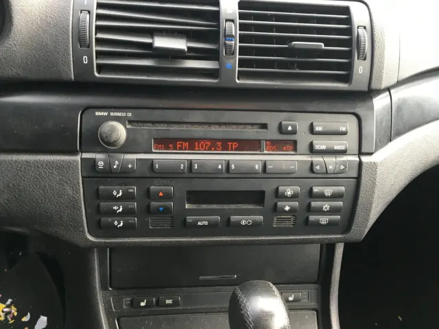 BMW 3 Touring (E46) 318 i 2004