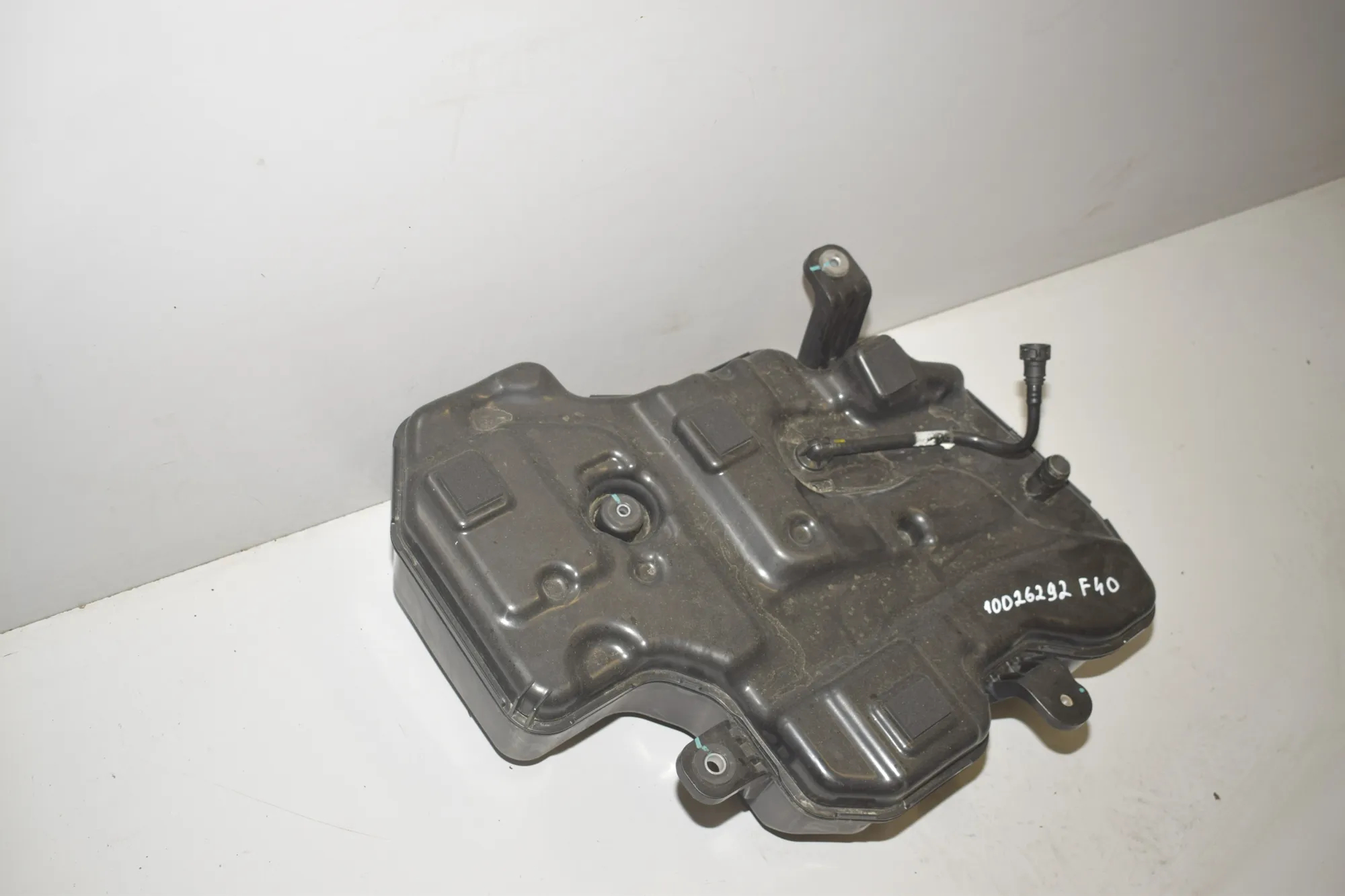 AdBlue Tank – OEM 7935103 · BMW 1 (F40) (2019 - -) F40) 116 d 2020 – 3