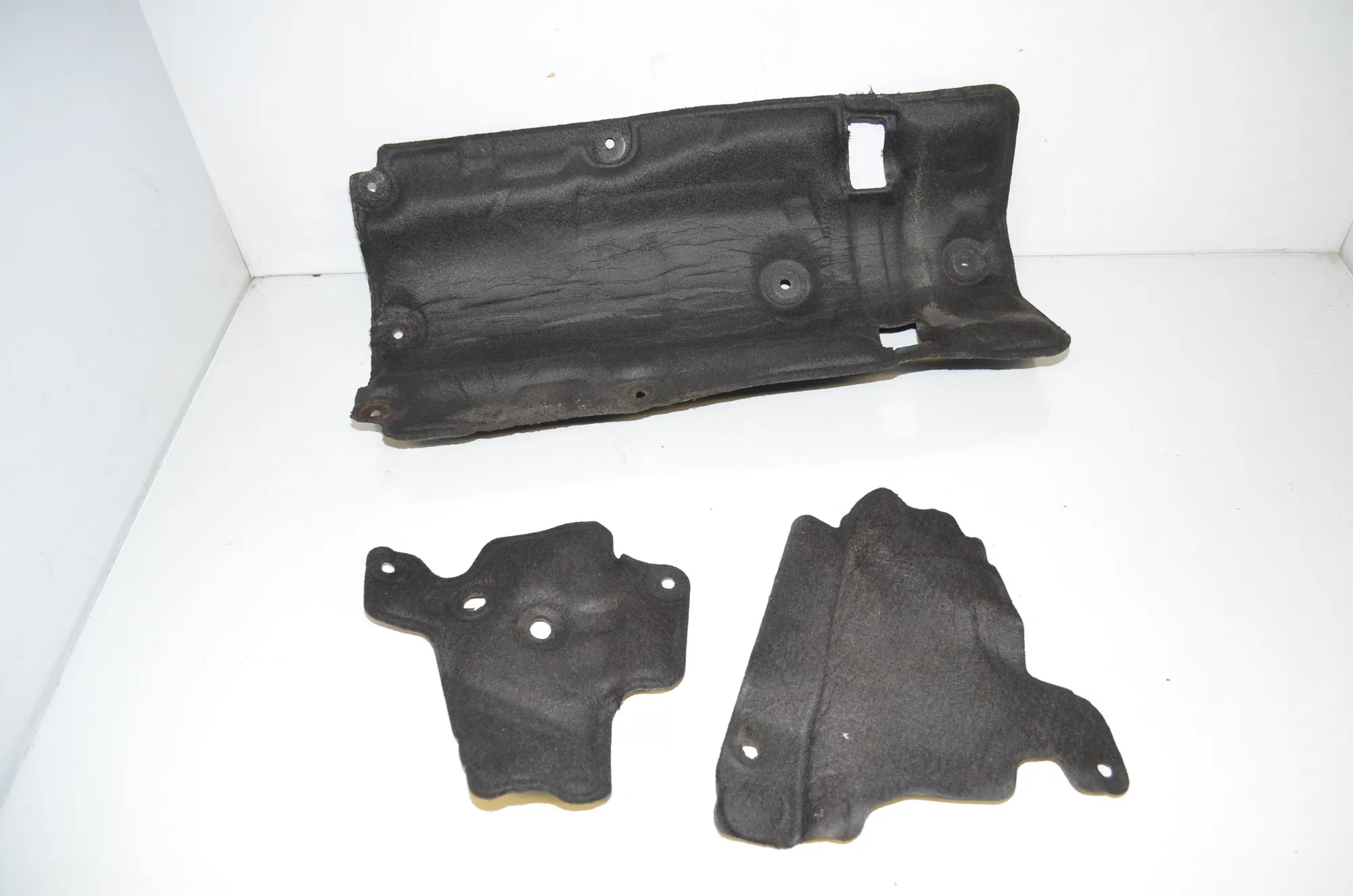 Sound Insulation – OEM 9110177 · BMW 7 (F01, F02) 730 d 2009 – 3