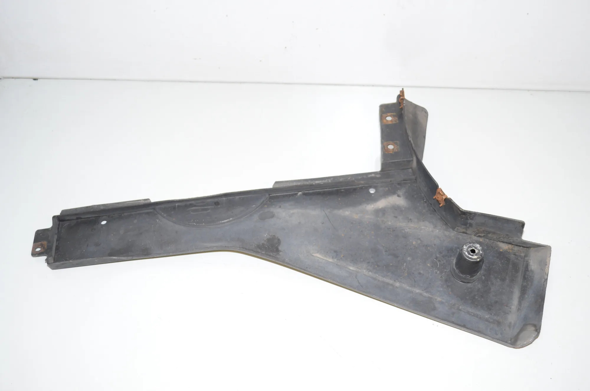 Other Underbody Cover – OEM 7185136 · BMW 7 (F01, F02) 730 d 2009 – 2