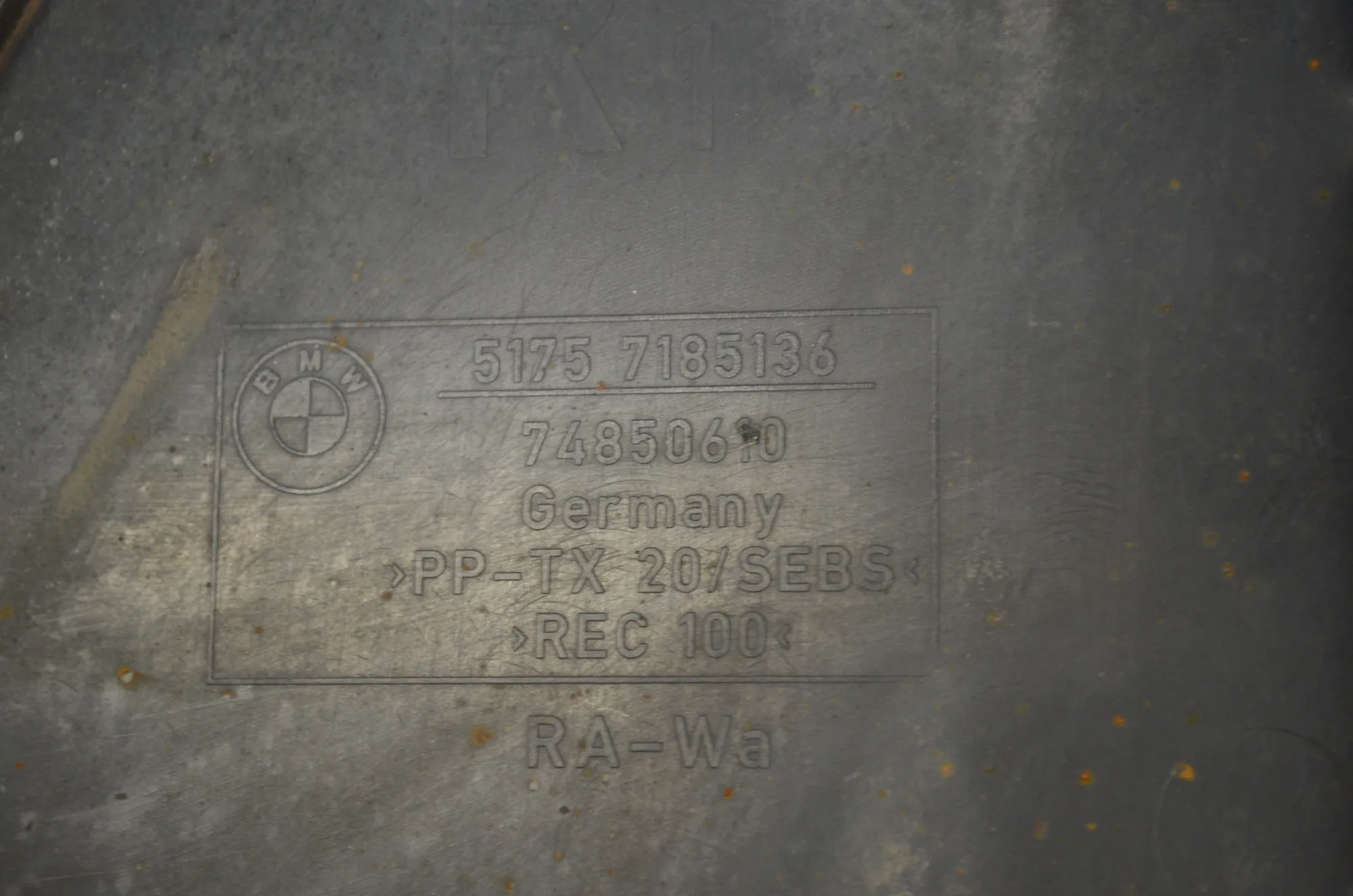 Other Underbody Cover – OEM 7185136 · BMW 7 (F01, F02) 730 d 2009 – 5
