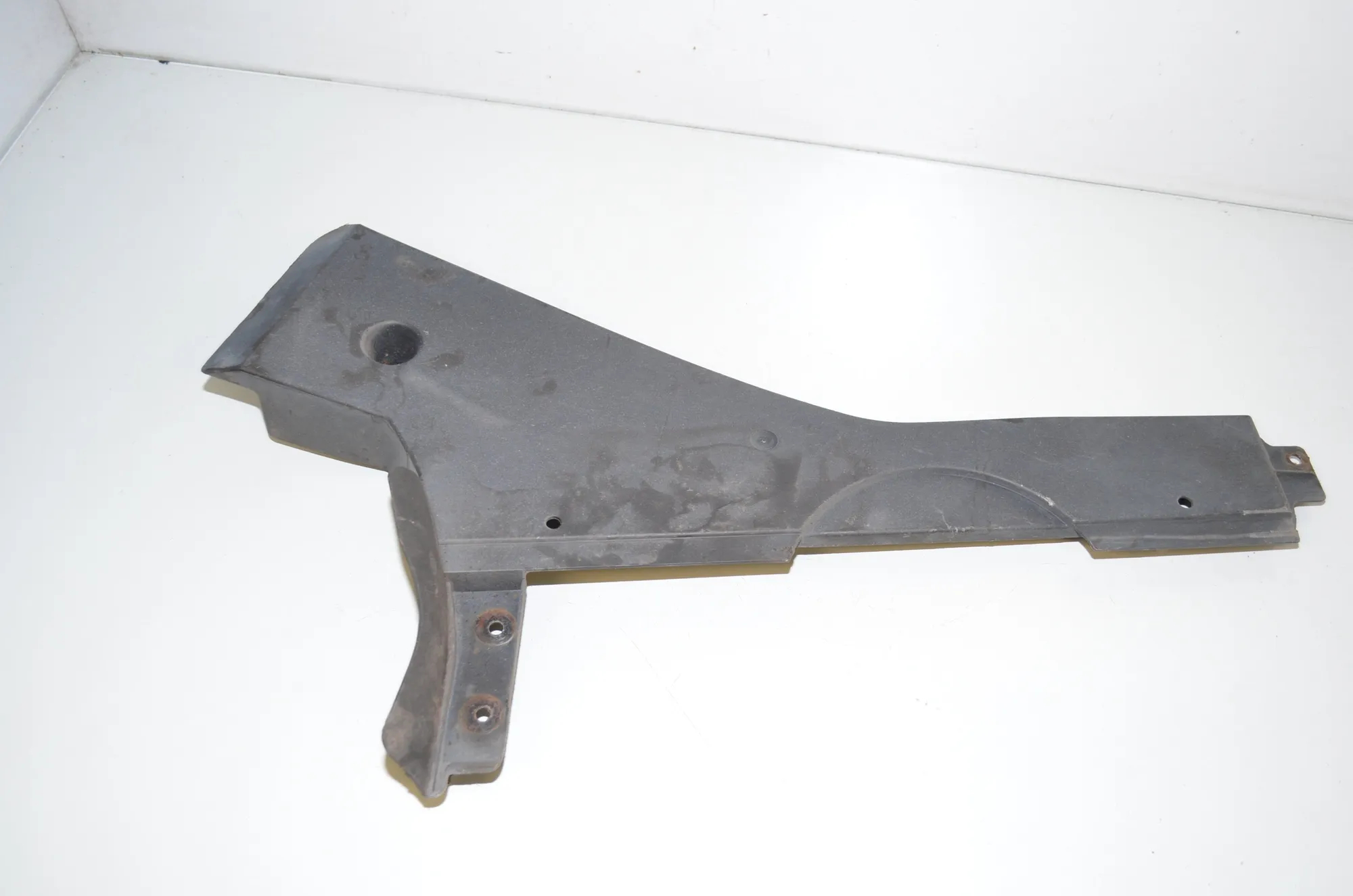 Other Underbody Cover – OEM 7185135 · BMW 7 (F01, F02) 730 d 2009 – 4