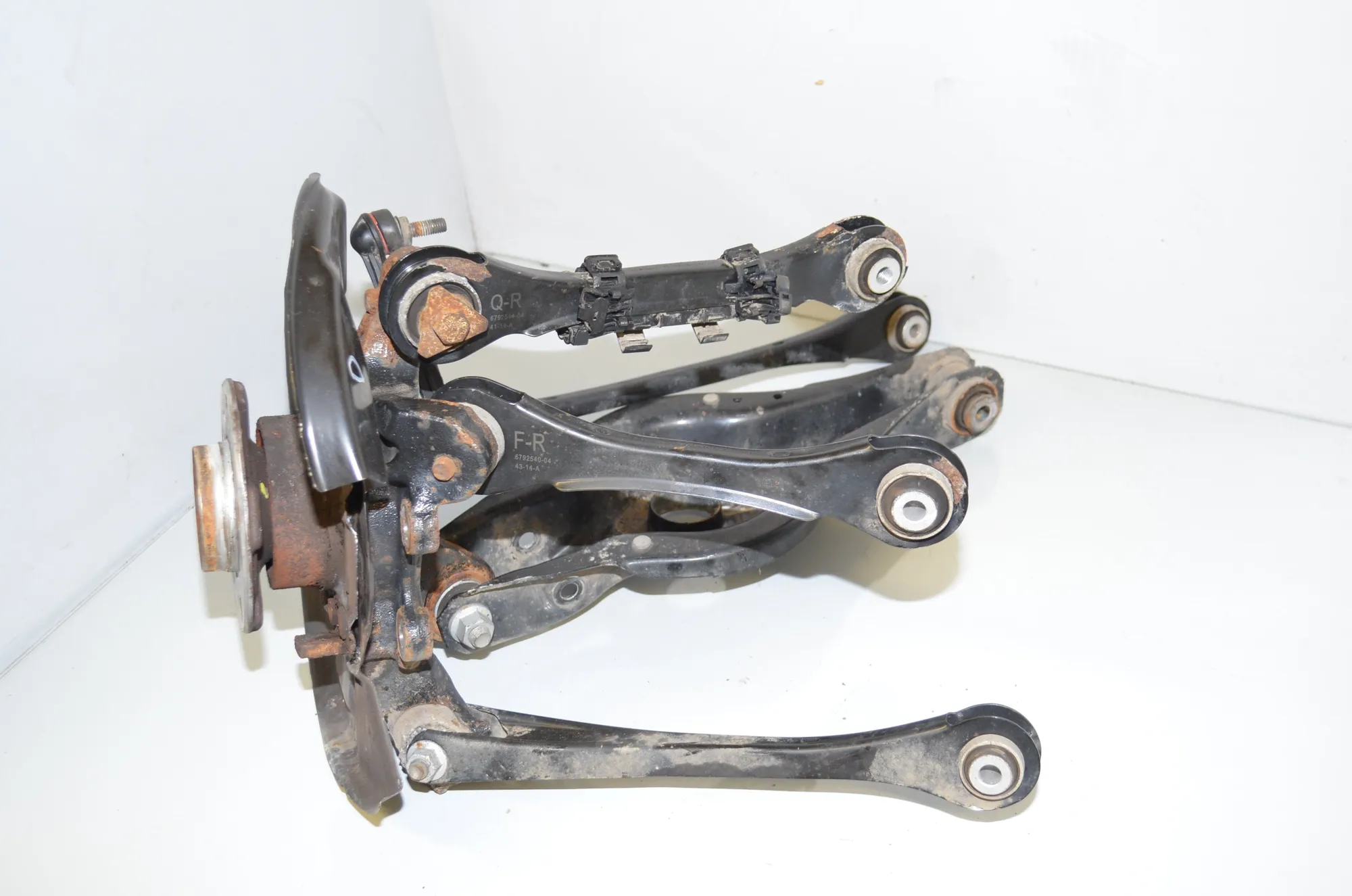 Rear Right Wheel Hub – OEM 6792524 · BMW 3 Touring (F31) 335 d xDrive 2014 – 2